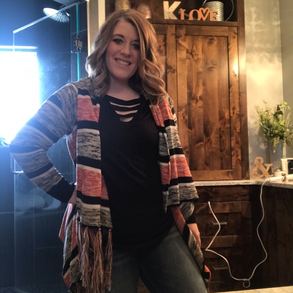 Orange red and black cardigan! - Picture 3 of 6